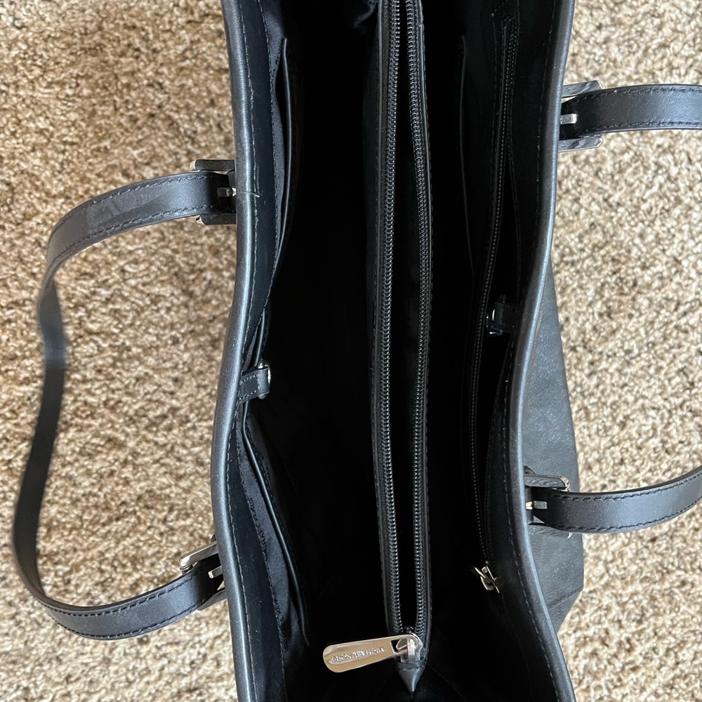 Michael Kors Jet Set PVC/Genuine Leather East/West Travel TOTE (Black) - Picture 13 of 14